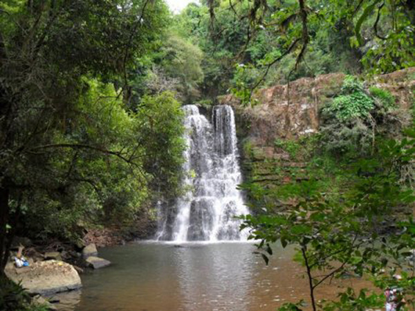 cascata colonial