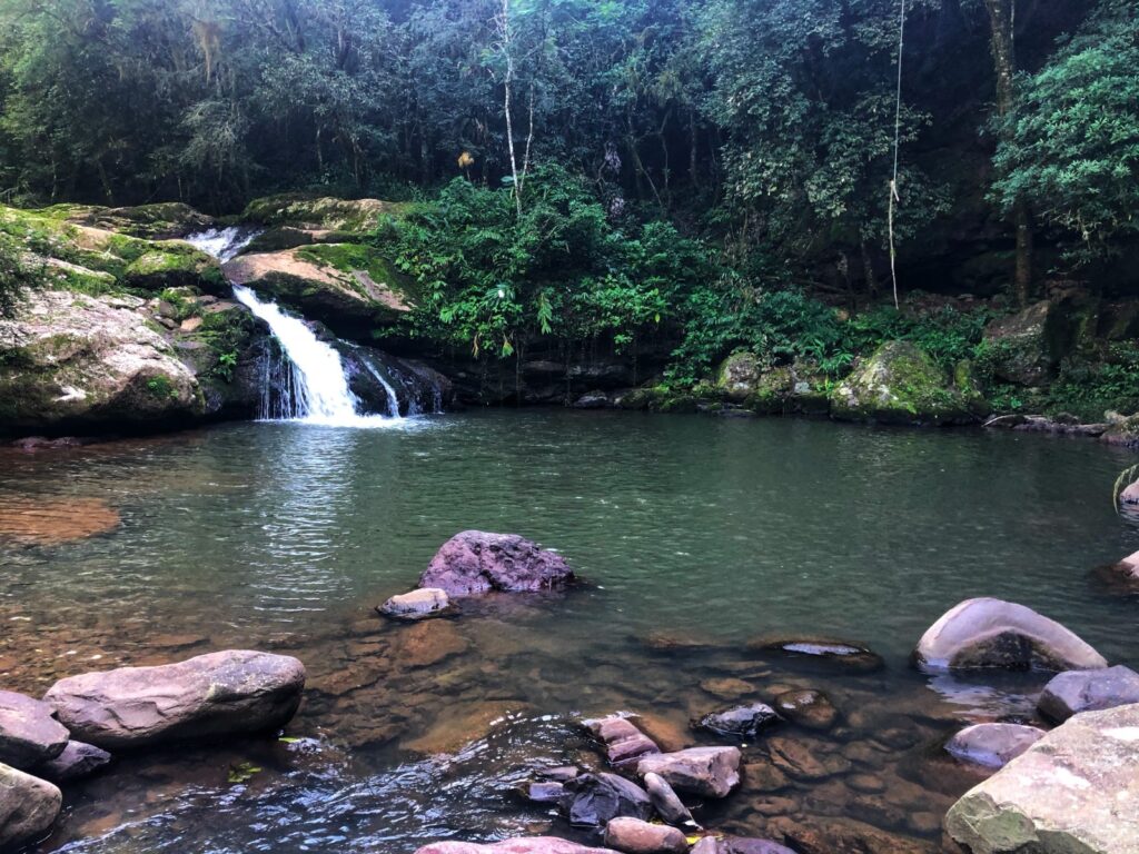 13.Poço Azul